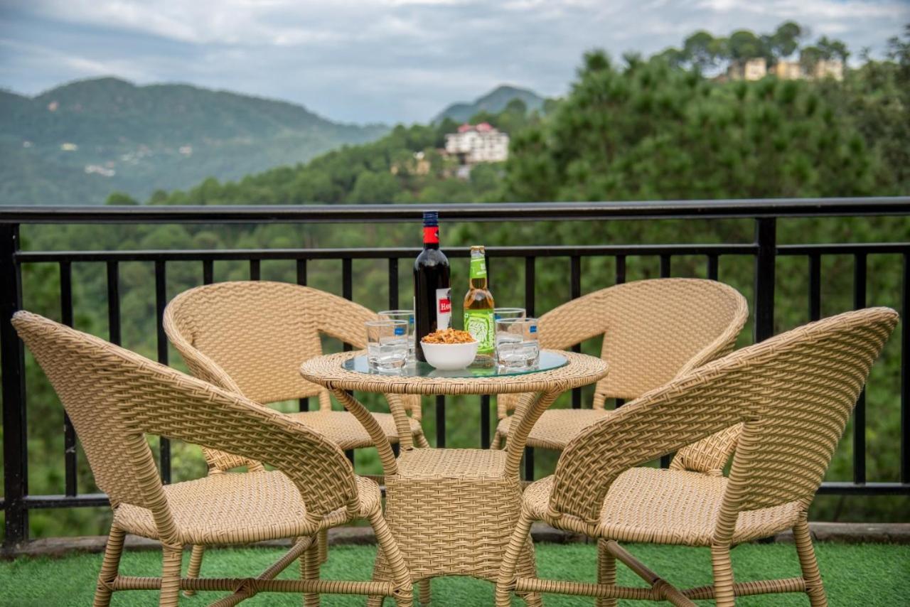 Appartamento Kanda Road 4 Kasauli Esterno foto