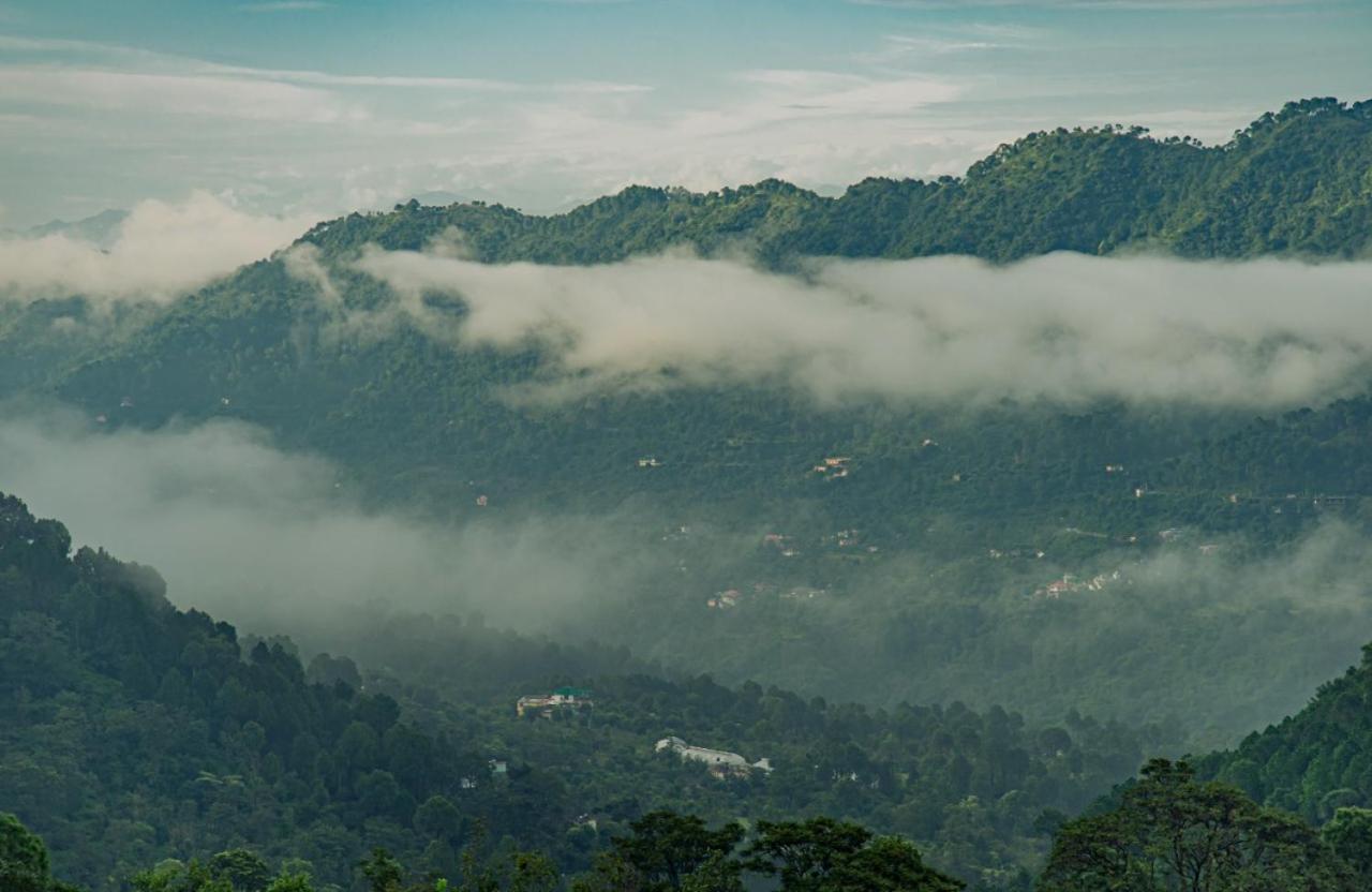 Appartamento Kanda Road 4 Kasauli Esterno foto